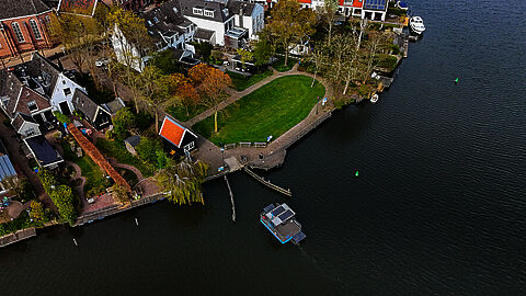 Luchtfoto van water en stuk in Stichtse Vecht